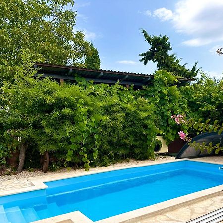 포레치 Bokalu With Private Pool 아파트 외부 사진