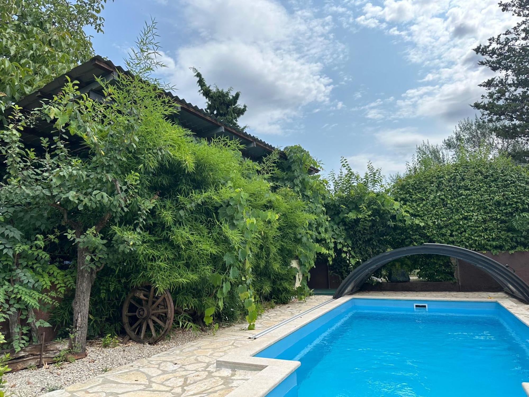 포레치 Bokalu With Private Pool 아파트 외부 사진
