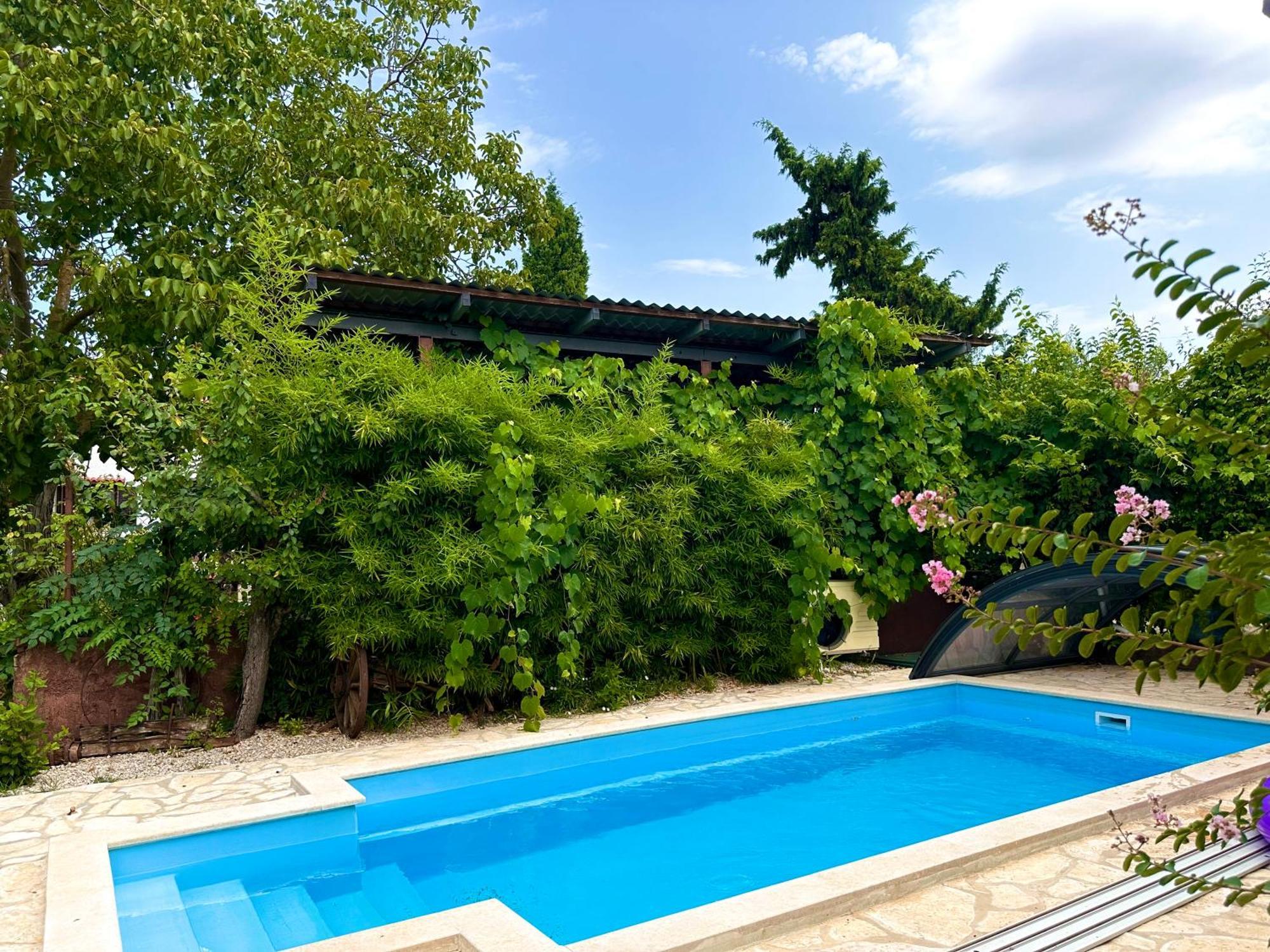 포레치 Bokalu With Private Pool 아파트 외부 사진